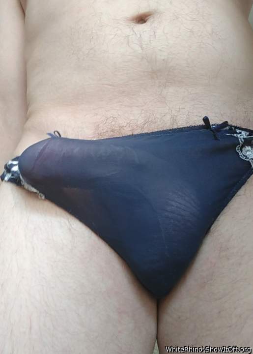 Sexy panties & nice cock under neath ! Would like to take th