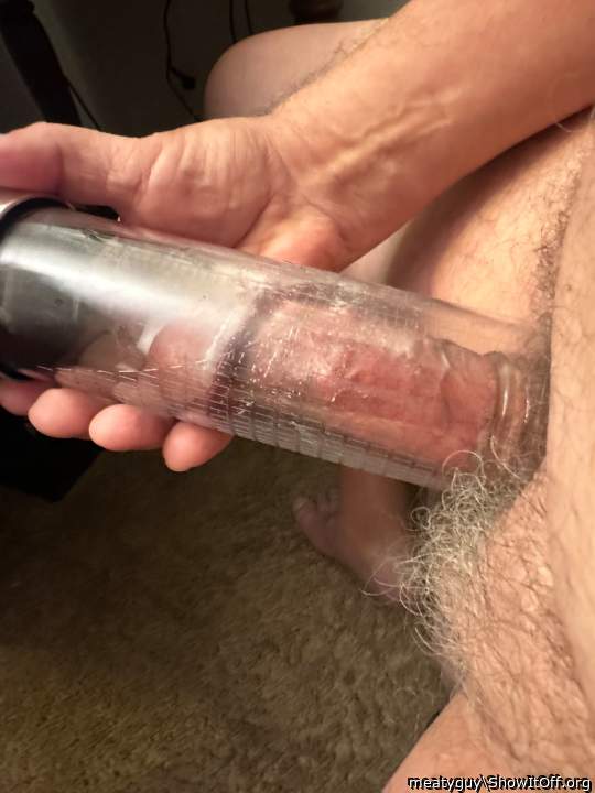 Love pumping my dick