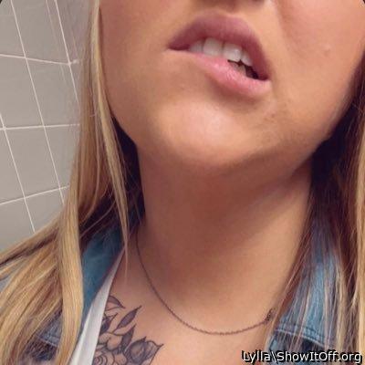 SUCH SEXY, WANTING LIPS!