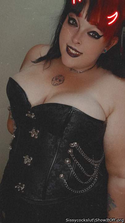 Goth slut