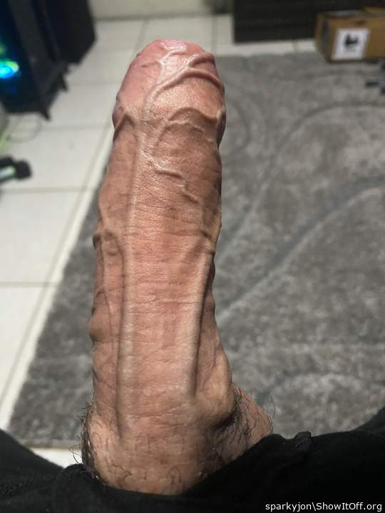 Right fathead dick for fuck old hairy cunt. 