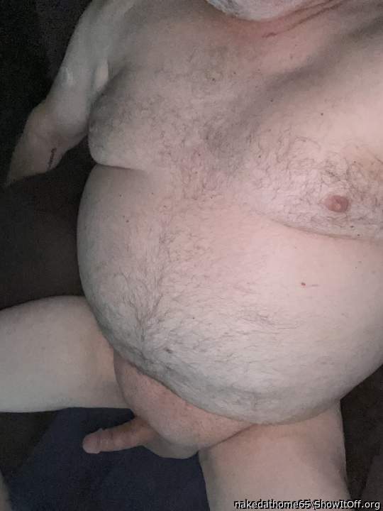 Photo of a stiffie from nakedathome65