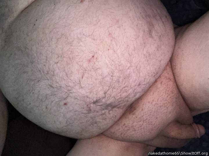 Photo of a third leg from nakedathome65