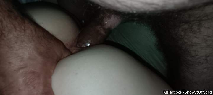 Finger in her ass! Who else likes this?