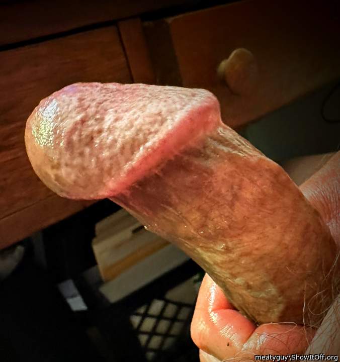 Photo of a bald-headed mouse from meatyguy