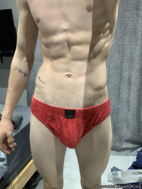 Nice red bulge and muscular body 