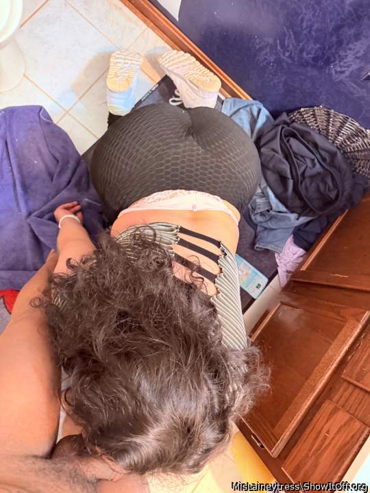 Photo of a schlong from MisLaineytress