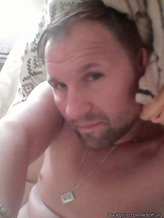 Das bin ich hier f�r euch M�dels & Frauen ..Gerne Nackt