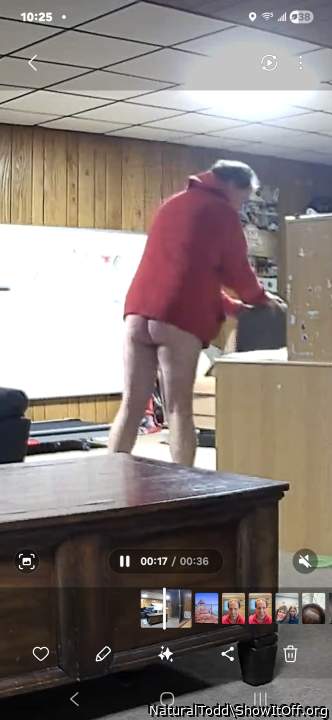 Adult image from NaturalTodd