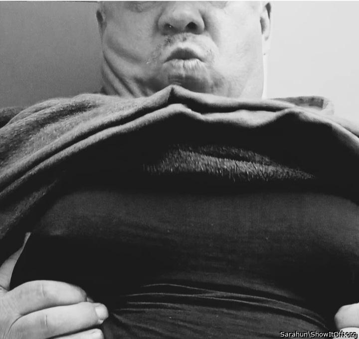 Photo of a pecker from Sarahun