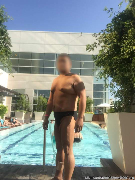 Photo of a third leg from Bikinisunbather