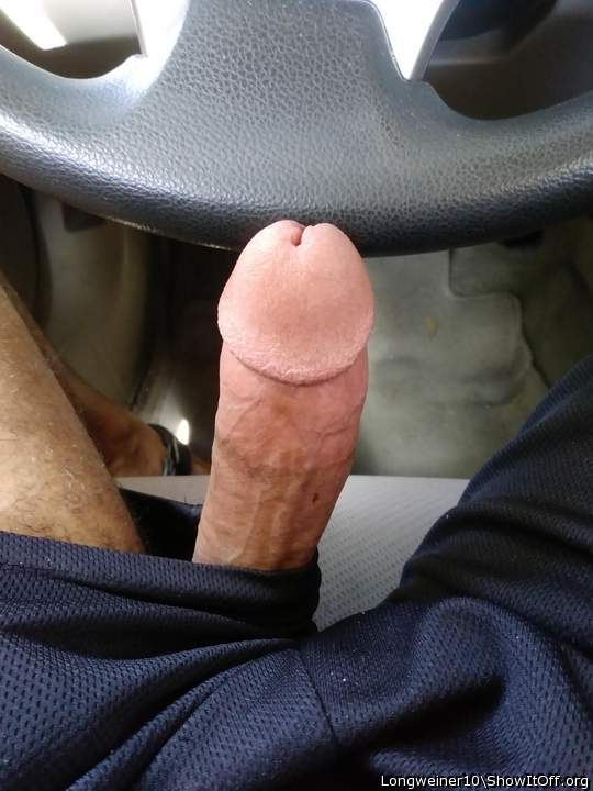 That cock needs a mouth on it