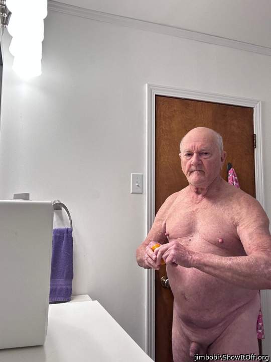 Photo of a middle leg from jimbobi