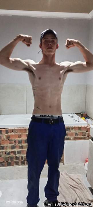 Photo of a boner from kh4rris895