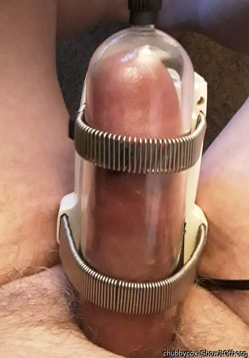 pumping and vibrating...mmmm...happy penis!