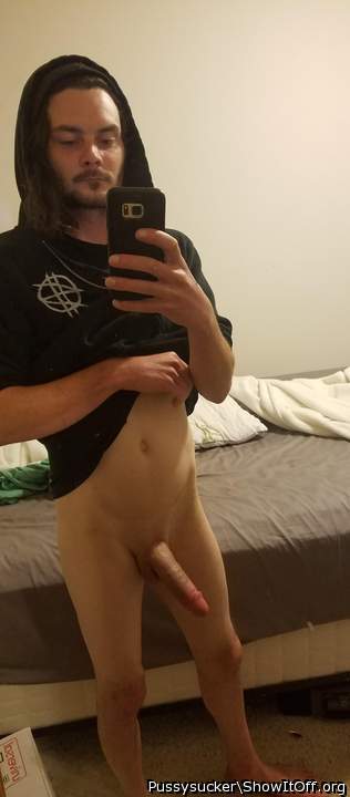 I would love to suck your cock and swallow your load   