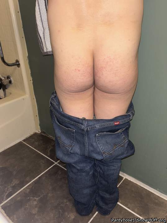 Photo of Man's Ass from Pantyhose1