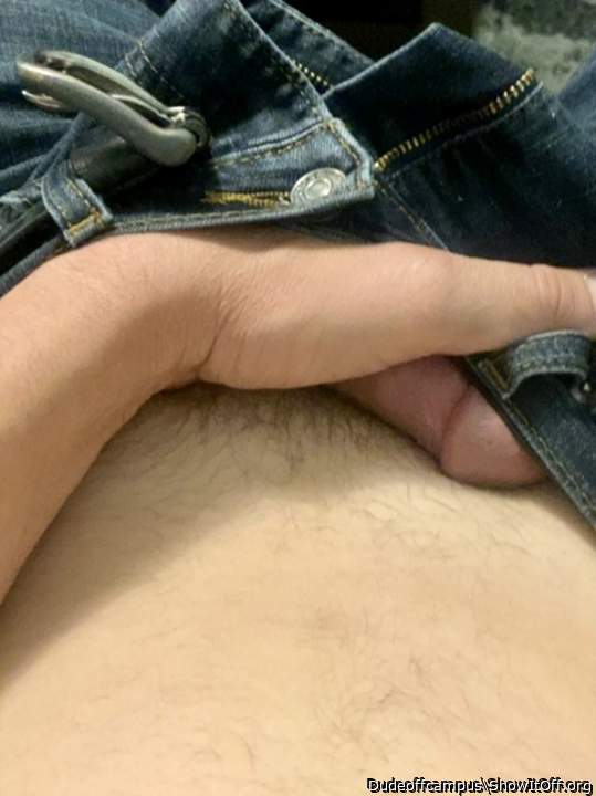 Photo of a power tool from Dudeoffcampus