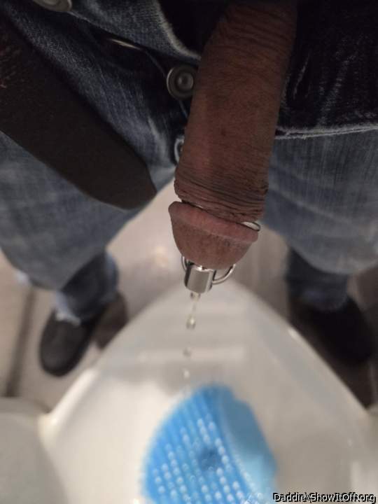 Peeing with a 5" Long 14mm Thick Plug! :)