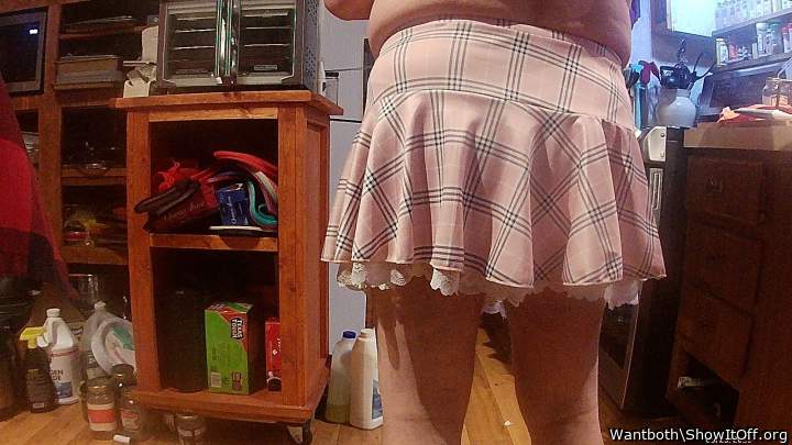 Now that is a cute skirt 