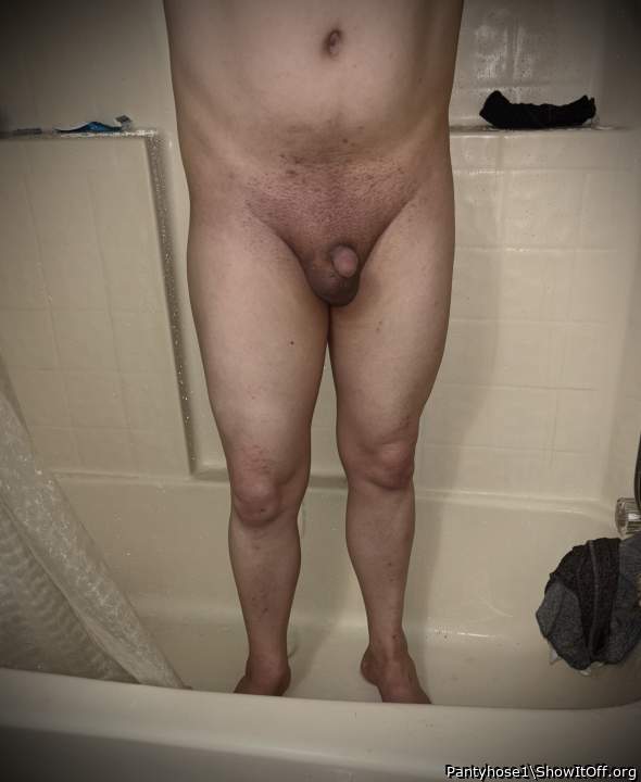 Photo of a short leg from Pantyhose1