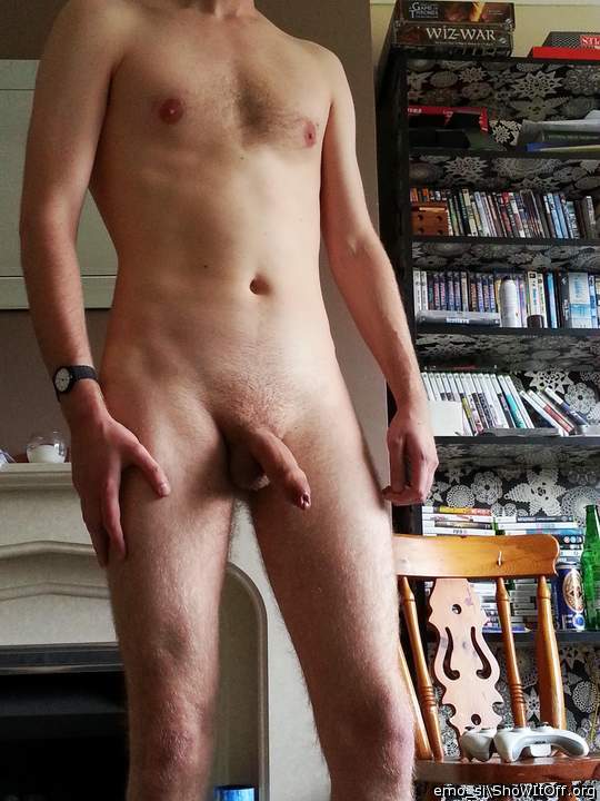 STAR QUALITY UNCUT DICK, BALLS and BODY    