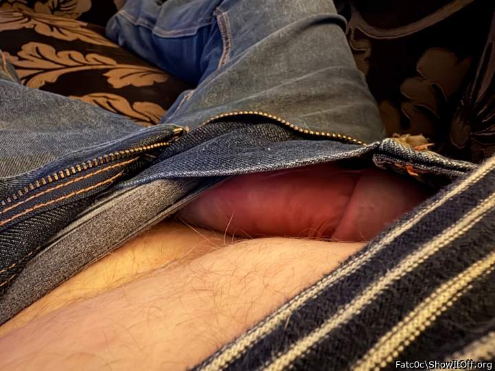 peeping Cock
