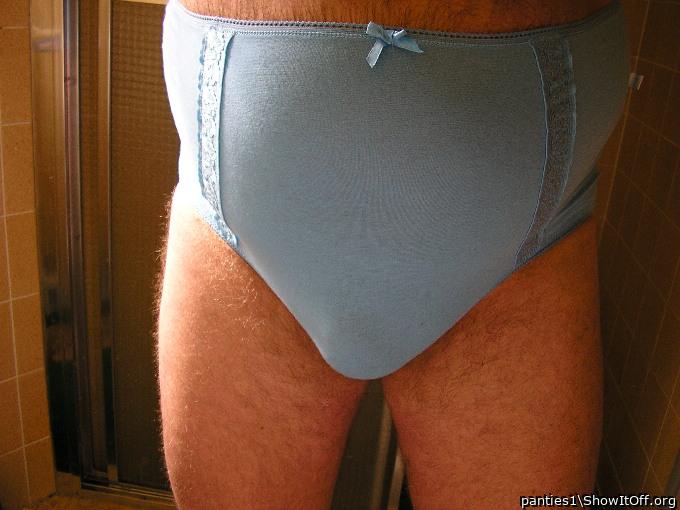 Every thing gets bigger with age except penis size 