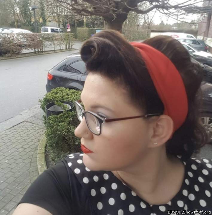 Be careful girl, you are so hot you will melt the tarmac roa