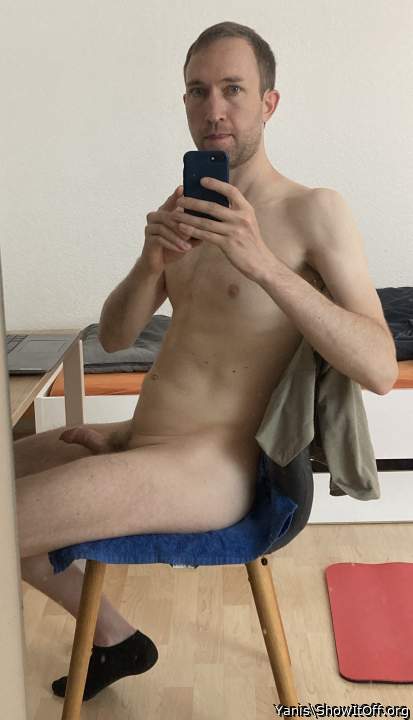 Adult image from Yanis