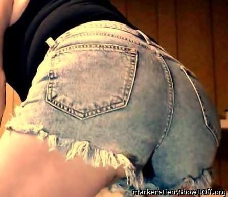michelle jeans ass