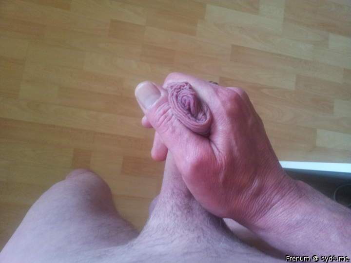 Love this pic, you have a gorgeous foreskin     