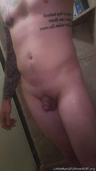 Photo of a hot dog from LittleMan20