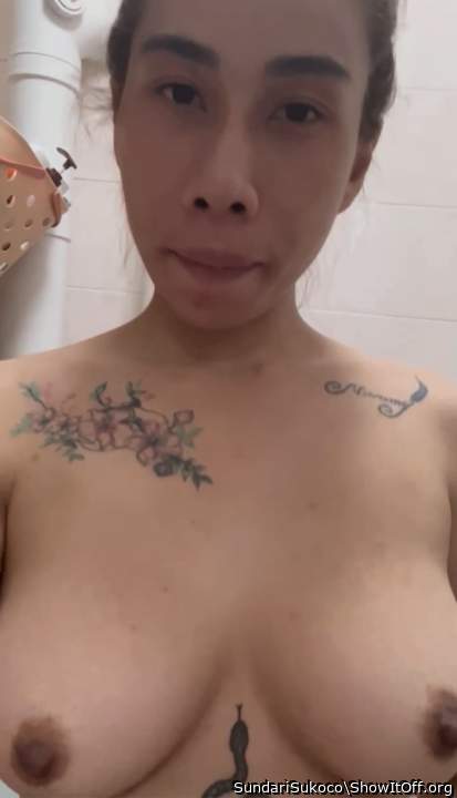 wow amzing sight. My girlfriend would like your body too