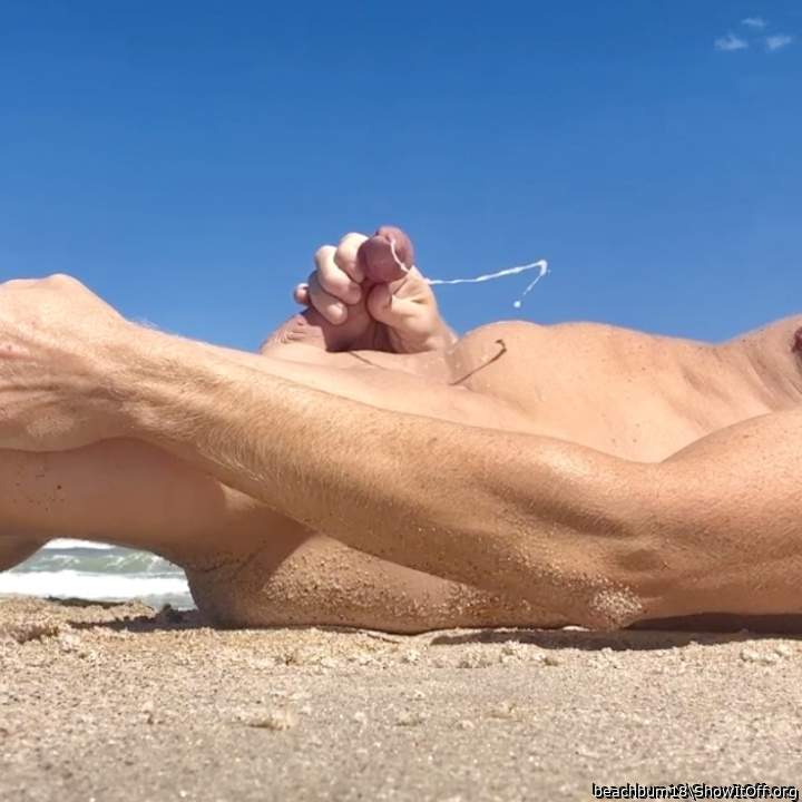 Cumming on myself on the beach