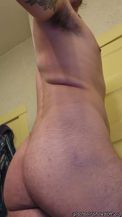 Photo of a jackhammer from glitchboii