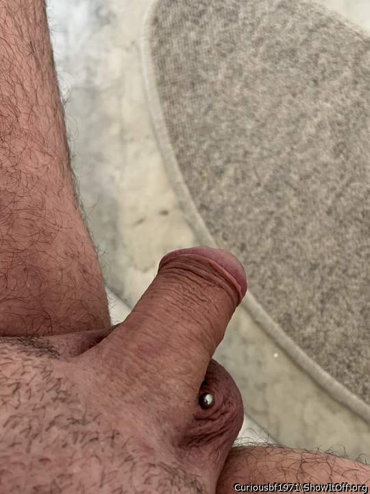 Photo of a short leg from Curiousbf1971
