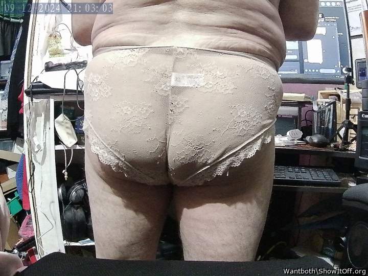 Photo of Man's Ass from Wantboth