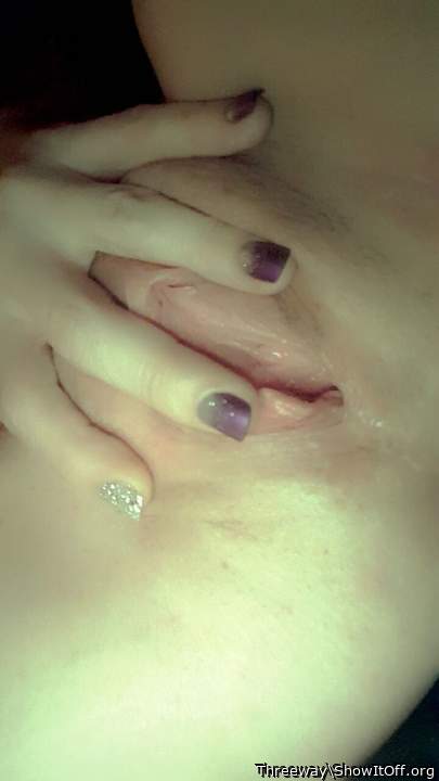 Delicious looking pink juicy pussy &#128536;