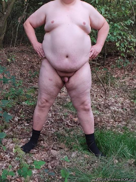 Getting undressed in the forrest 4