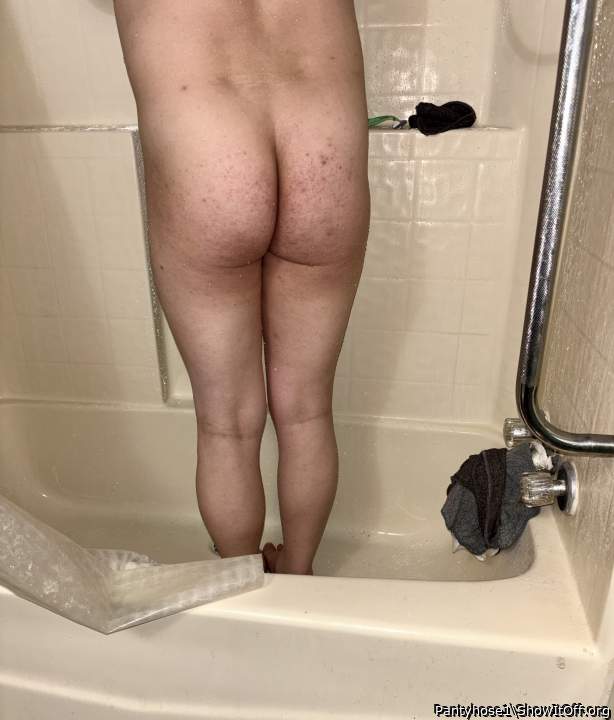 Photo of Man's Ass from Pantyhose1