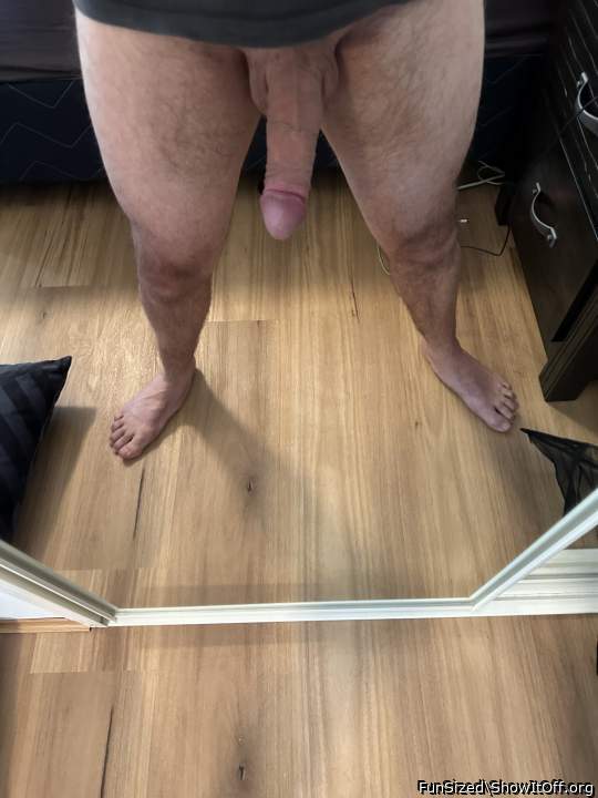 Nothing fun sized about that dick! Sexy feet too 