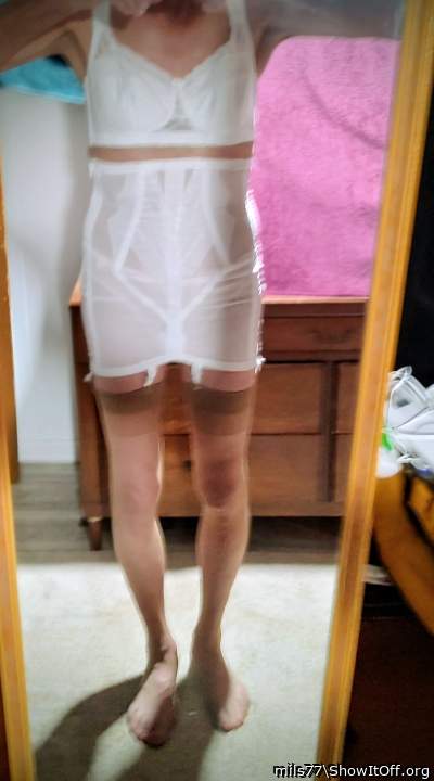 Photo of a bald-headed mouse from mils77