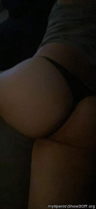 whos ass is better? Mine or my girls ;)