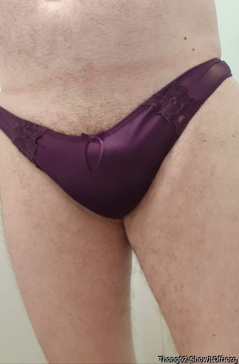 Photo of a stiffie from Thong62