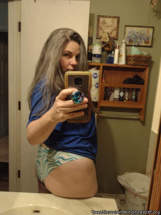 Photo of a bat from SweetSucculentMilf