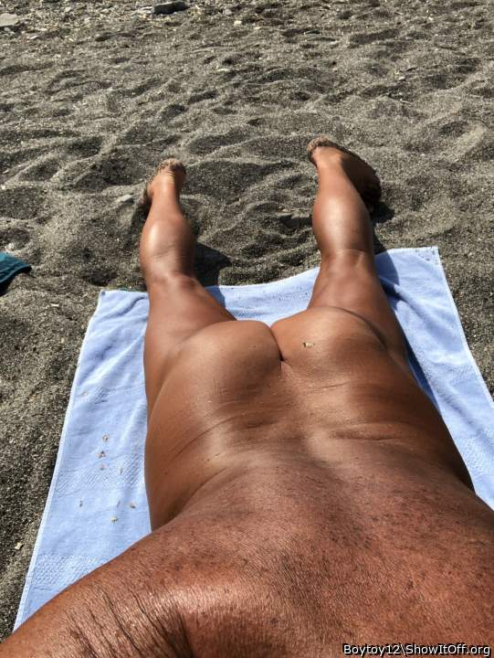 That is how I love to enjoy the sun also. 