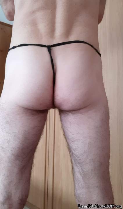Very sexy ass !   