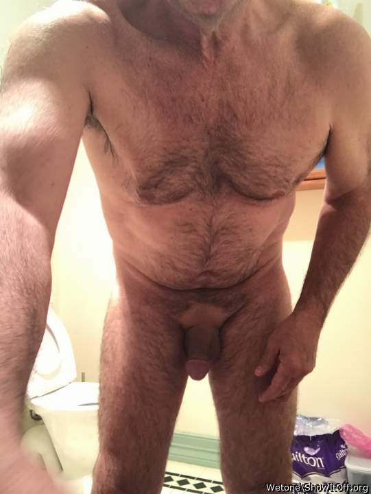 Wow, what a great body, I love your hairiness