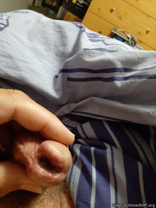 Le trou déformé par mon doigt 1